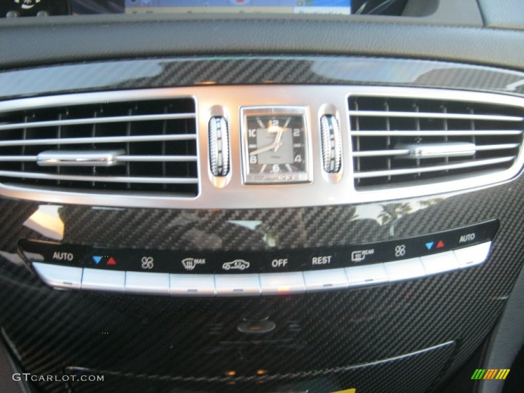 2013 Mercedes-Benz CL 63 AMG Controls Photo #76049412