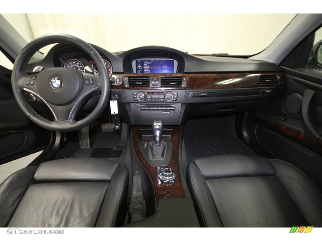 2010 3 Series 335i Coupe - Black Sapphire Metallic / Black photo #4