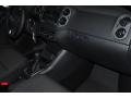 Reflex Silver Metallic - Tiguan S Photo No. 27