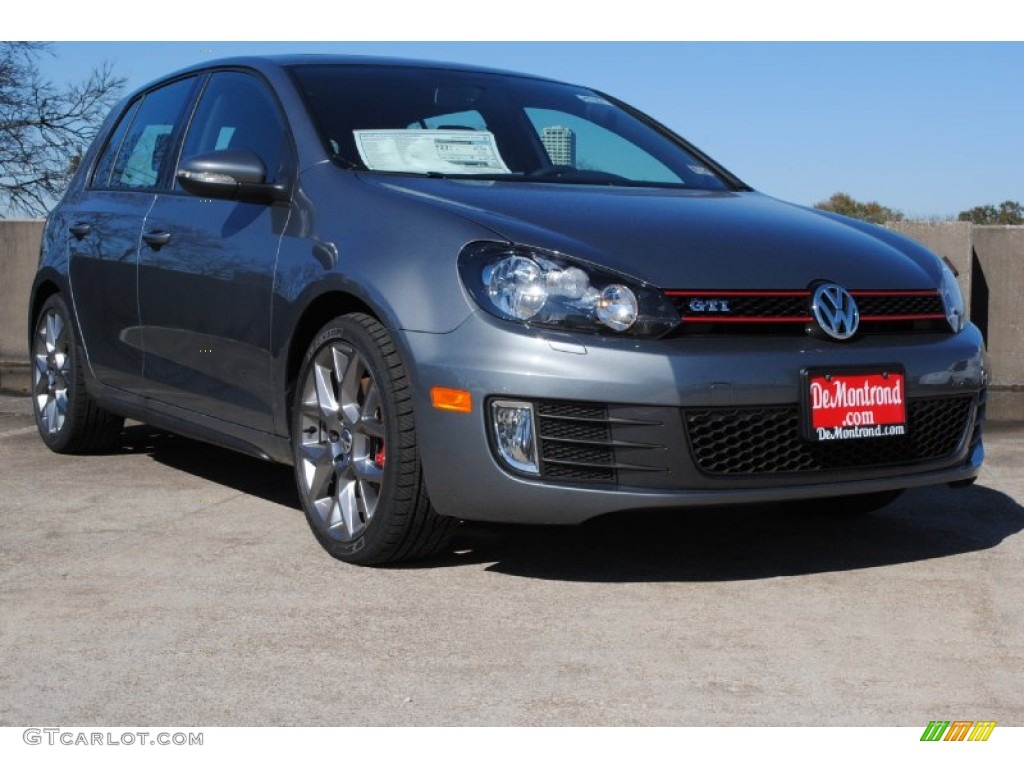 2013 GTI 4 Door - United Gray Metallic / Interlagos Plaid Cloth photo #1