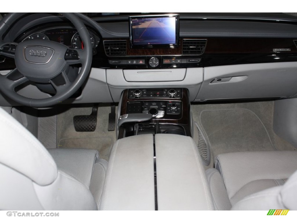 2011 A8 L 4.2 FSI quattro - Quartz Grey Metallic / Titanium Grey photo #42