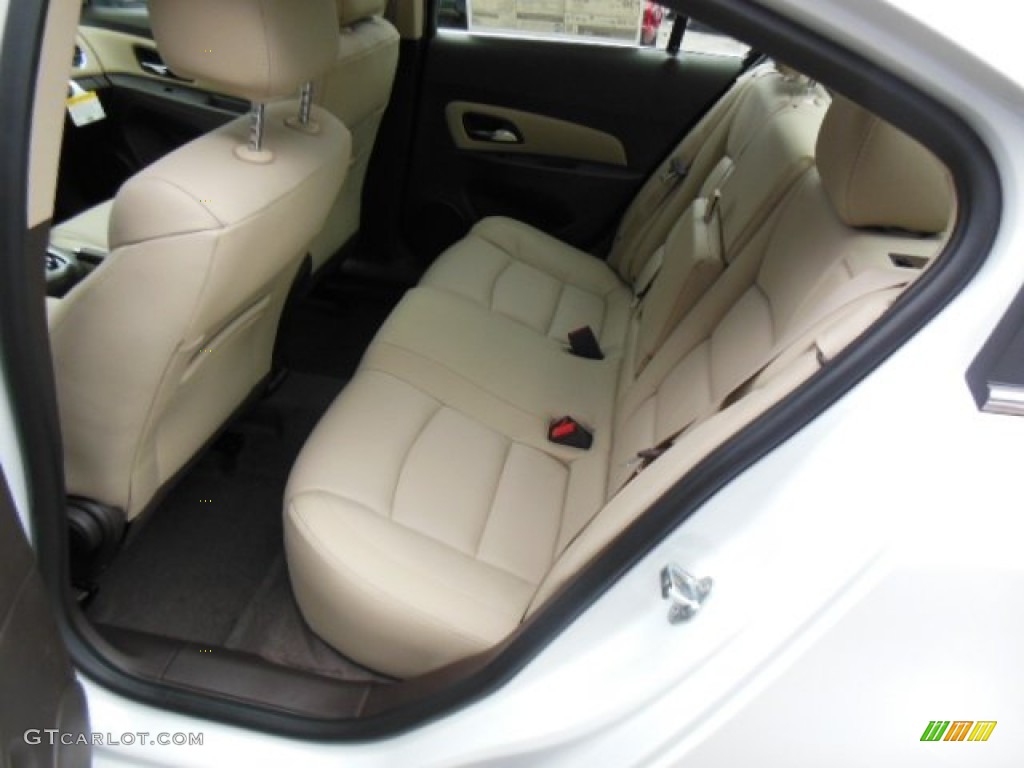 2013 Cruze LT - Summit White / Cocoa/Light Neutral photo #13