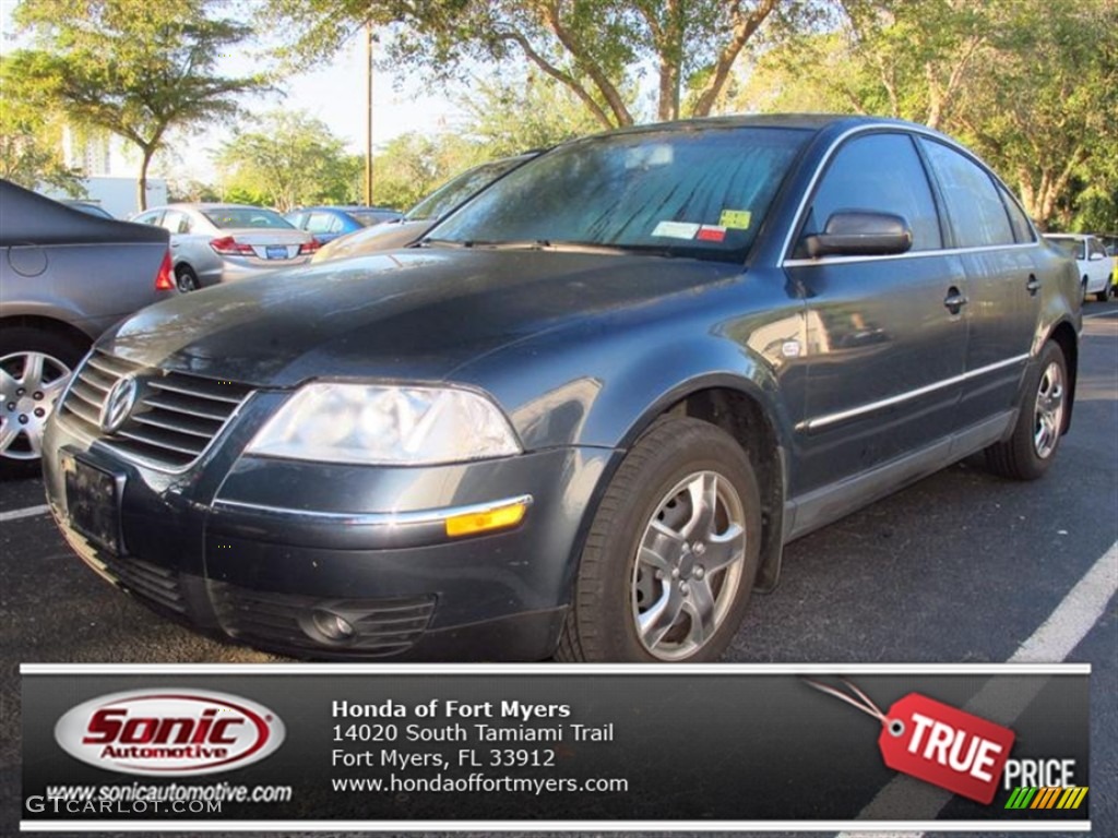 2002 Passat GLS Sedan - Blue Anthracite Pearl / Black photo #1