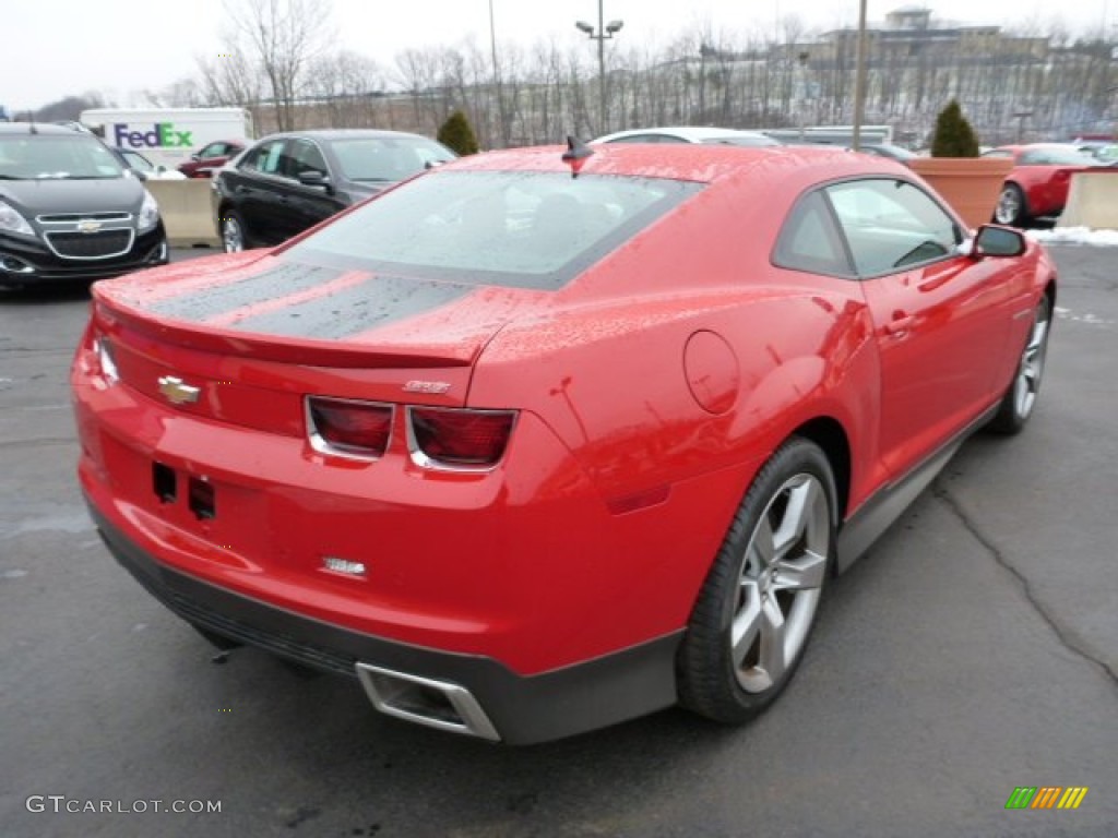 2011 Camaro SS/RS Coupe - Victory Red / Beige photo #3
