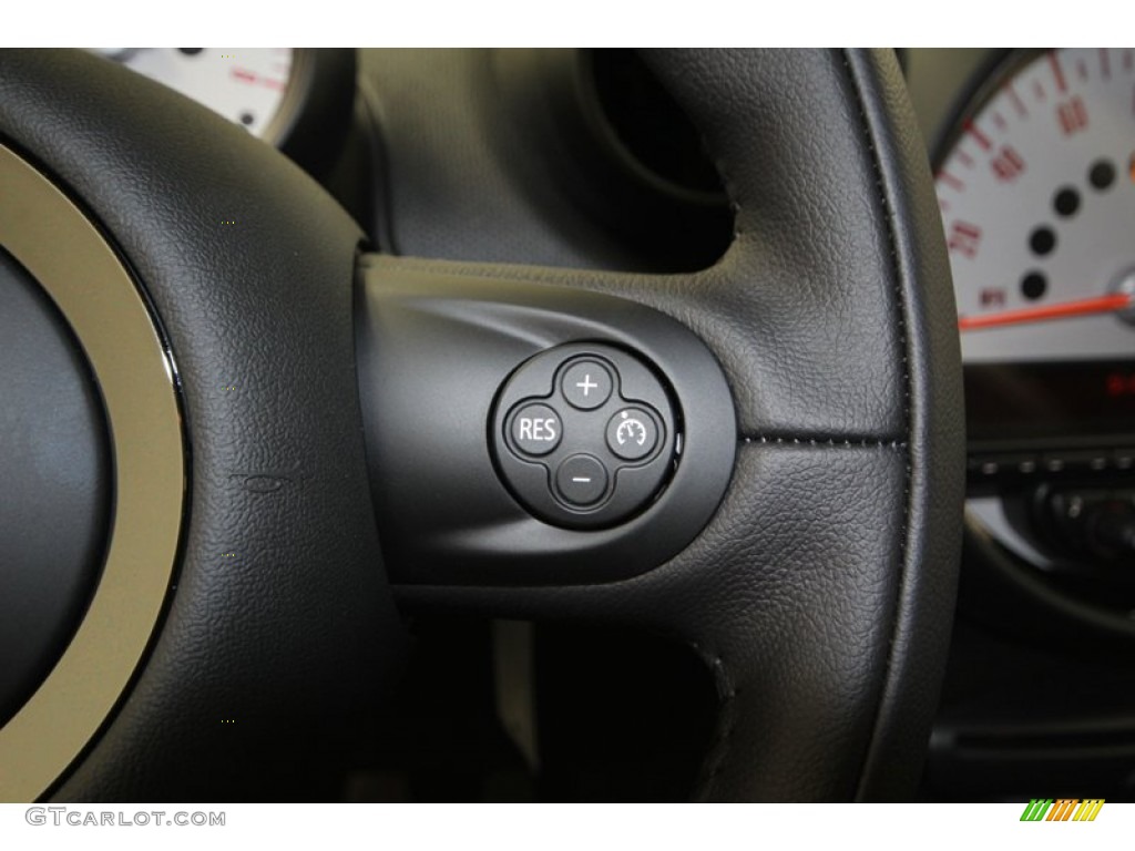 2013 Mini Cooper Countryman Controls Photo #76057353