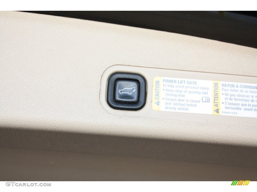 2008 Tahoe LTZ 4x4 - Black / Light Cashmere/Ebony photo #35