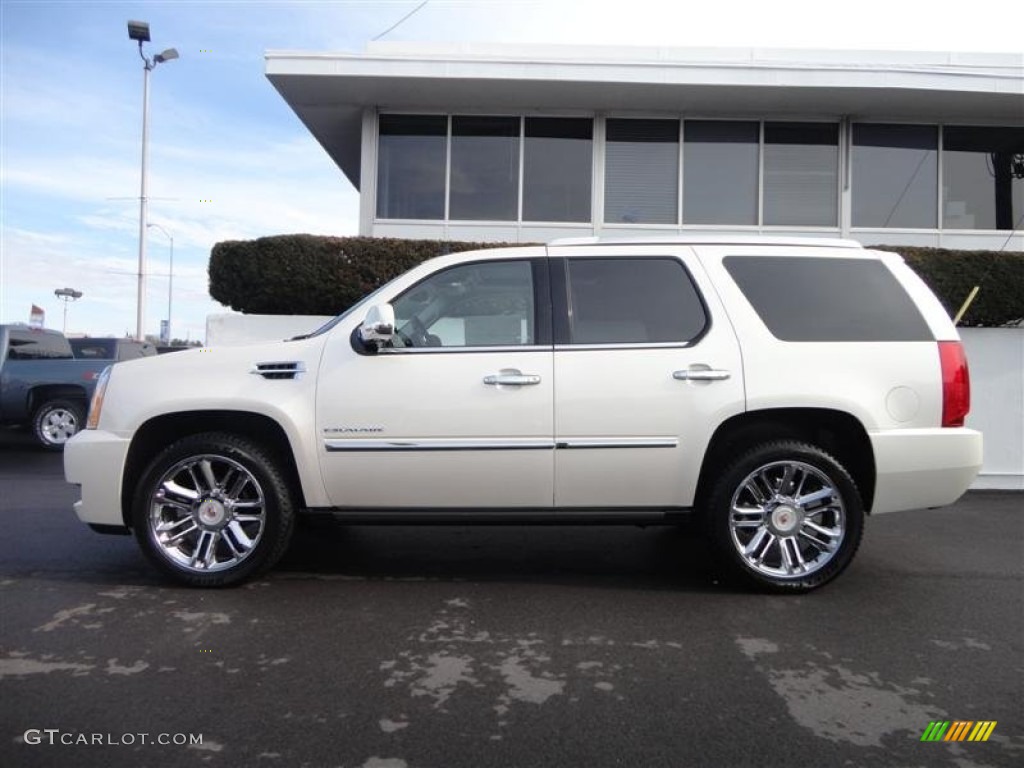 2013 Escalade Platinum AWD - White Diamond Tricoat / Ebony photo #4