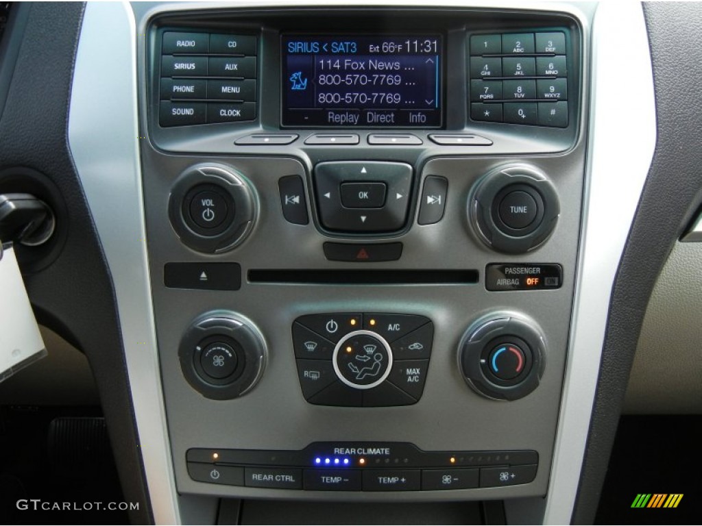 2013 Ford Explorer EcoBoost Controls Photo #76064727