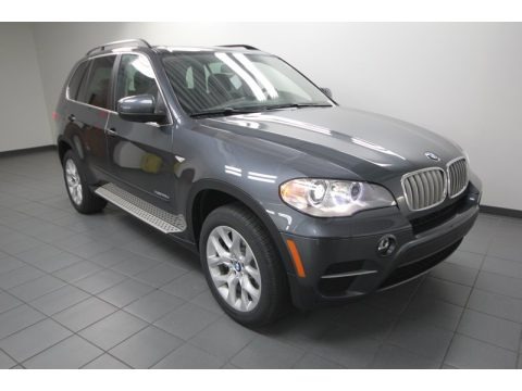 2013 BMW X5 xDrive 35d Data, Info and Specs