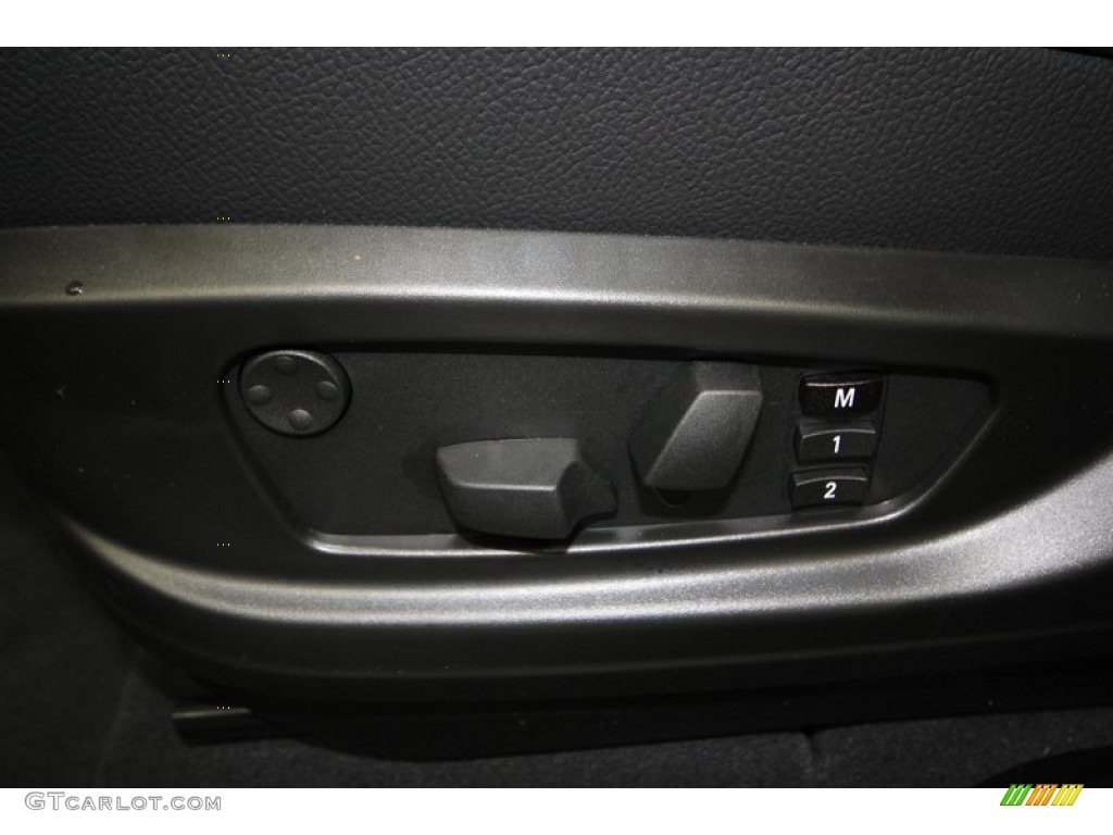 2013 X5 xDrive 35d - Platinum Gray Metallic / Black photo #15