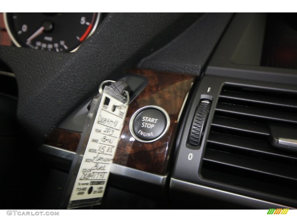 2013 BMW X5 xDrive 35d Controls Photo #76067127
