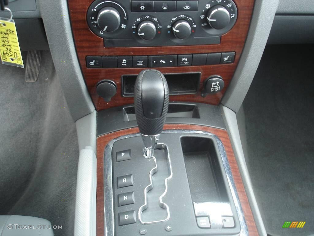 2006 Grand Cherokee Limited 4x4 - Stone White / Medium Slate Gray photo #22