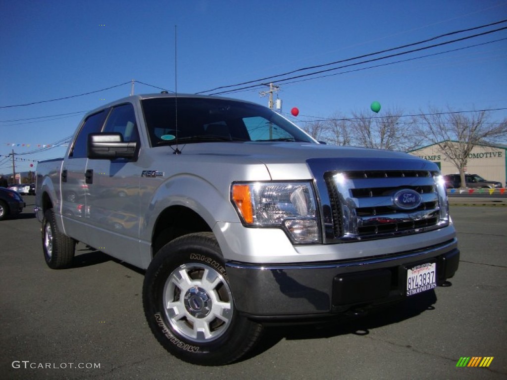 2010 F150 XLT SuperCrew 4x4 - Ingot Silver Metallic / Medium Stone photo #1