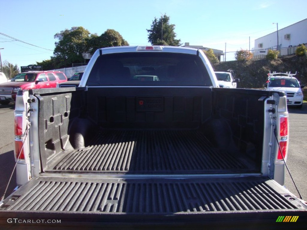 2010 F150 XLT SuperCrew 4x4 - Ingot Silver Metallic / Medium Stone photo #24
