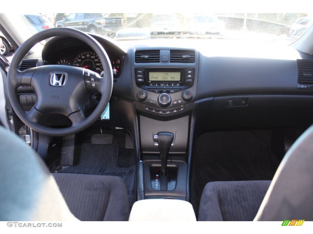 2003 Accord LX Sedan - Satin Silver Metallic / Gray photo #12