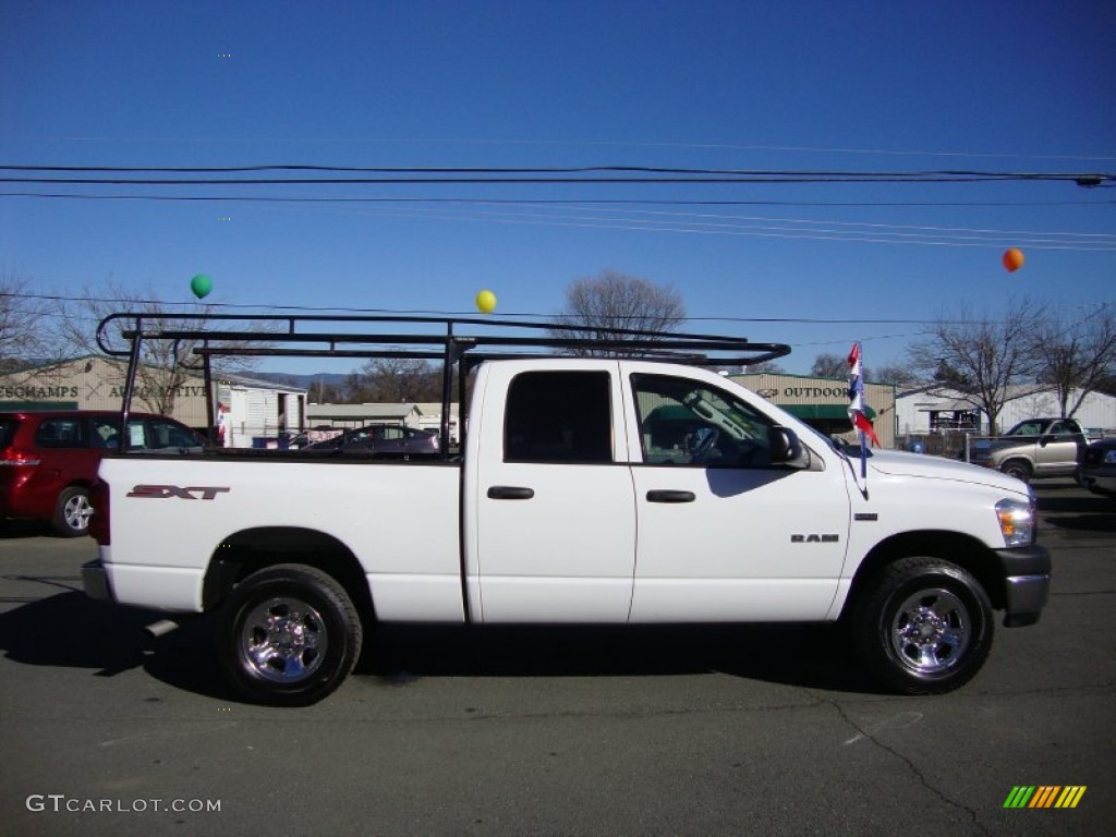 2008 Ram 1500 ST Quad Cab 4x4 - Bright White / Medium Slate Gray photo #8