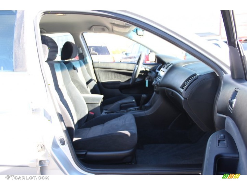 2003 Accord LX Sedan - Satin Silver Metallic / Gray photo #23