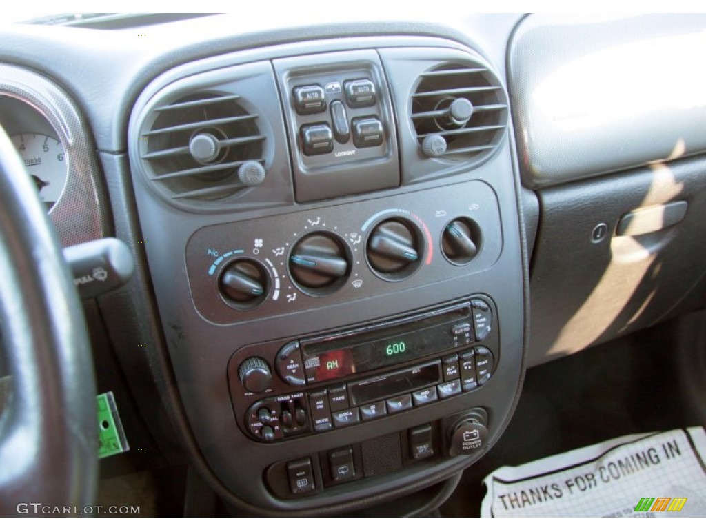 2003 Chrysler PT Cruiser GT Controls Photo #76075886