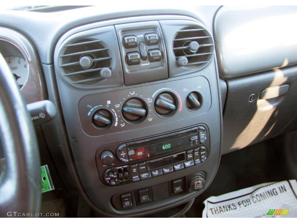 2003 Chrysler PT Cruiser GT Controls Photos