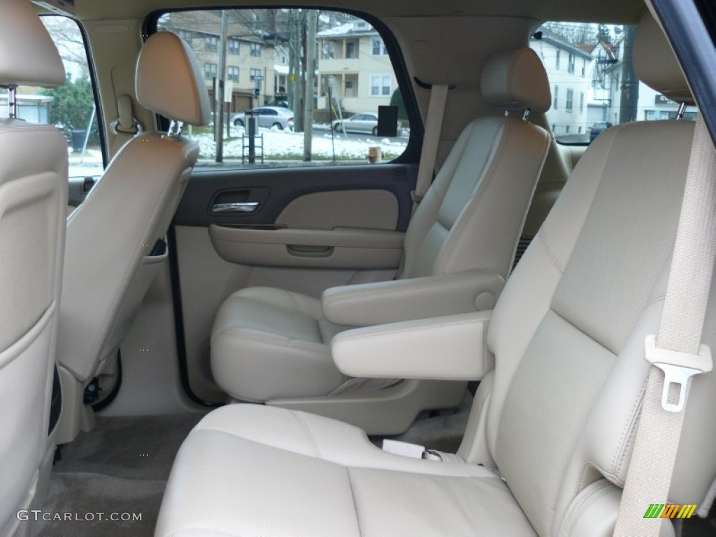 2009 Chevrolet Tahoe LTZ Rear Seat Photos