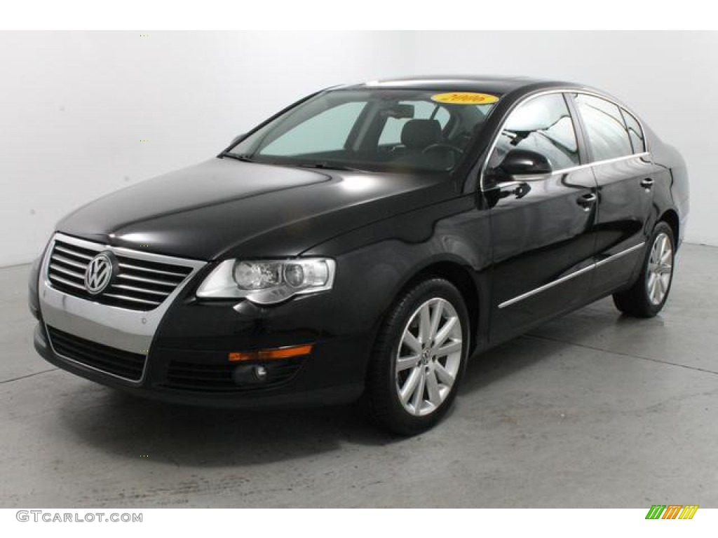 2006 Volkswagen Passat 3.6 4Motion Sedan Exterior Photos