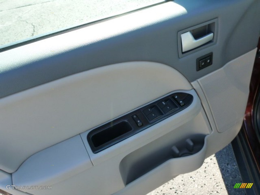 2009 Mercury Sable Premier Sedan Medium Dark Flint/Light Stone Door Panel Photo #76082096