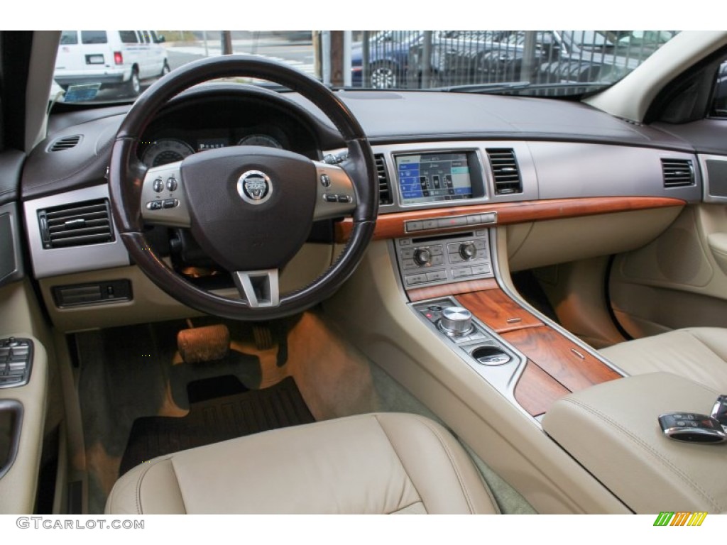 Barley Interior 2010 Jaguar XF Sport Sedan Photo #76082342