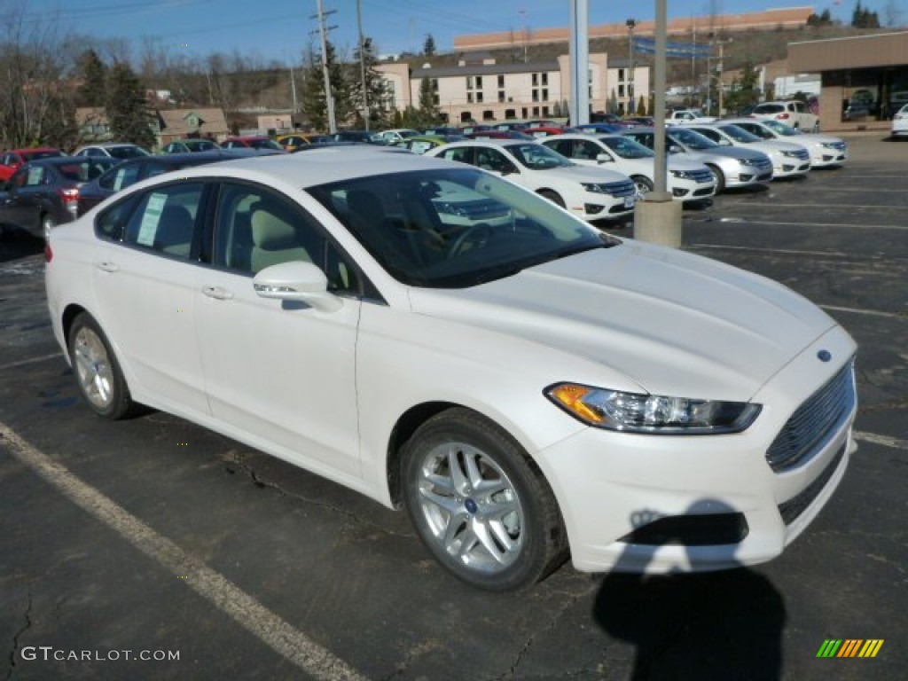 White Platinum Metallic Tri-coat Ford Fusion