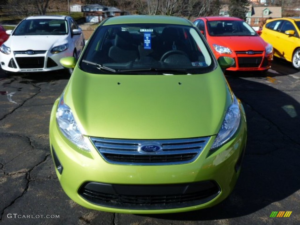 Lime Squeeze 2013 Ford Fiesta SE Sedan Exterior Photo #76084598