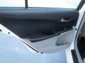 Super White - Camry LE Photo No. 30