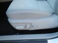 Super White - Camry LE Photo No. 35