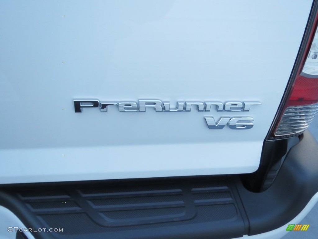2013 Tacoma V6 TRD Sport Prerunner Double Cab - Super White / Graphite photo #16