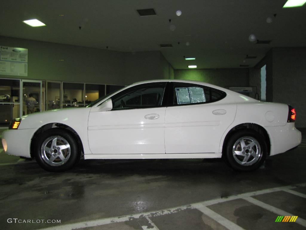 2004 Grand Prix GT Sedan - Summit White / Dark Pewter photo #2