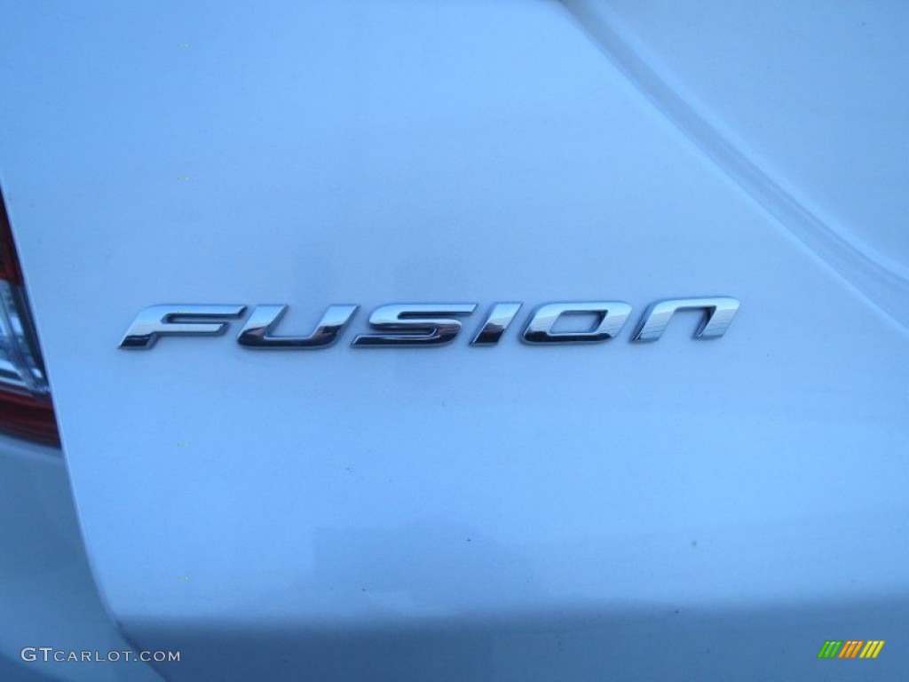 2013 Fusion SE 1.6 EcoBoost - White Platinum Metallic Tri-coat / Charcoal Black photo #13