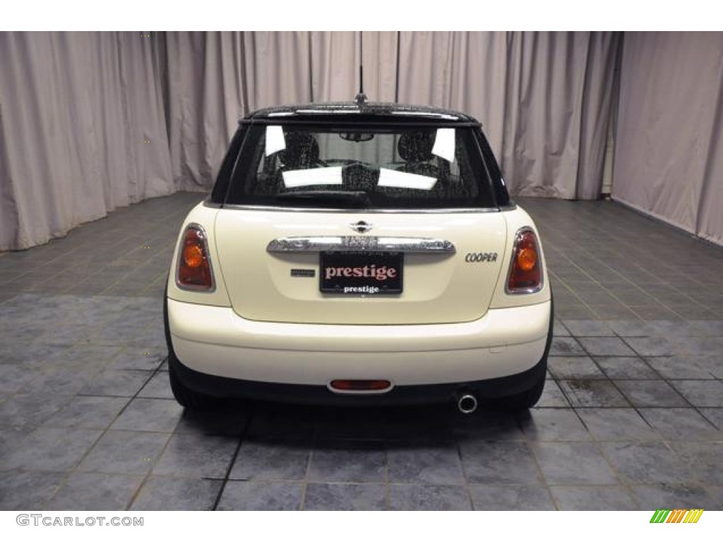 2010 Cooper Hardtop - Pepper White / Grey/Carbon Black photo #14