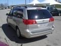 2006 Silver Shadow Pearl Toyota Sienna LE  photo #4