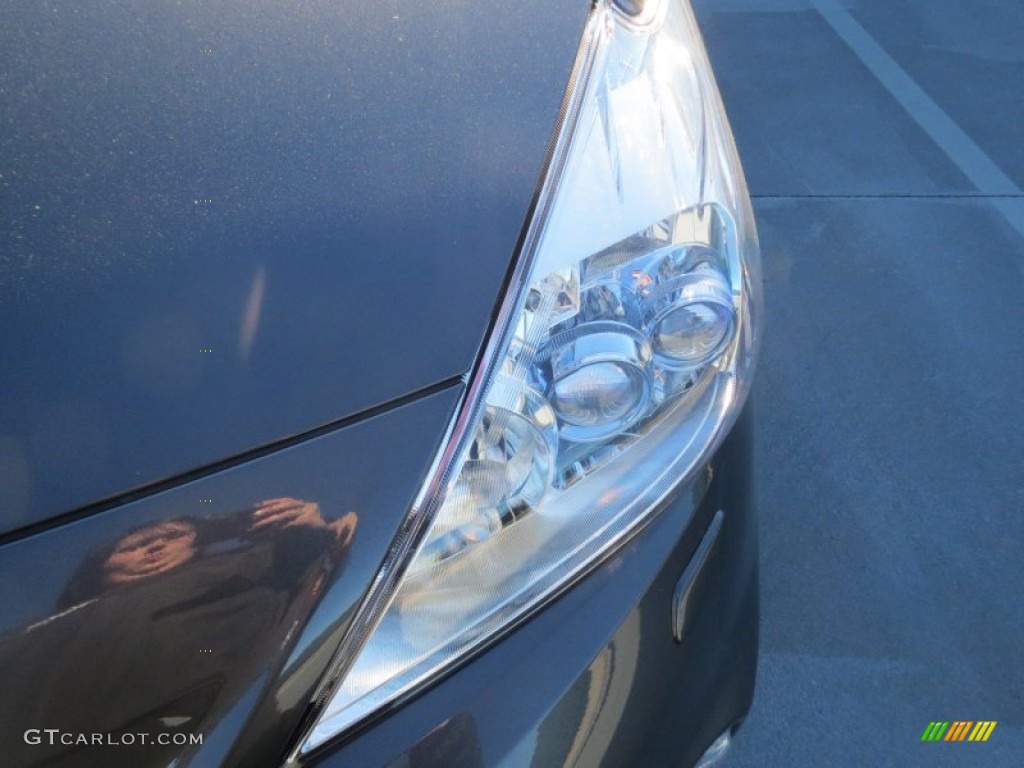 2013 Prius v Five Hybrid - Magnetic Gray Metallic / Dark Gray photo #8
