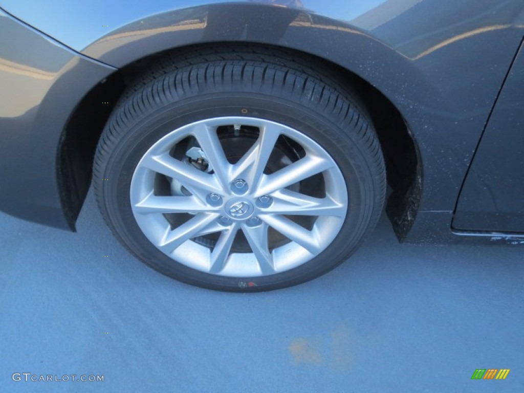 2013 Prius v Five Hybrid - Magnetic Gray Metallic / Dark Gray photo #10