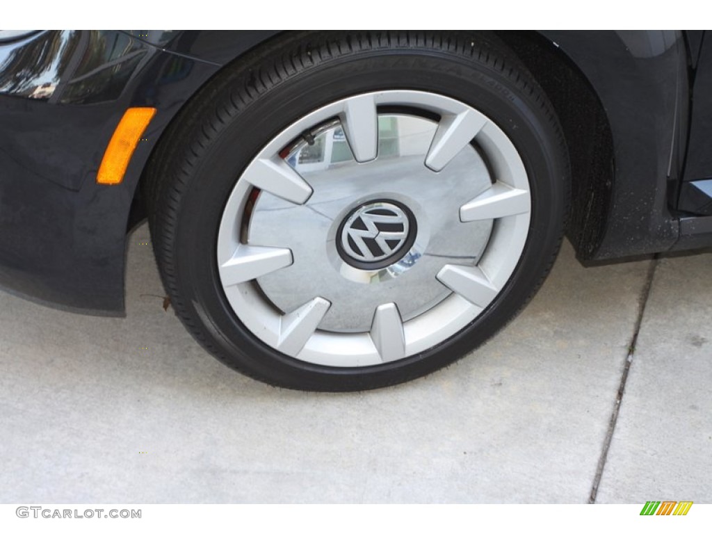 2013 Volkswagen Beetle Turbo Fender Edition Wheel Photo #76094474