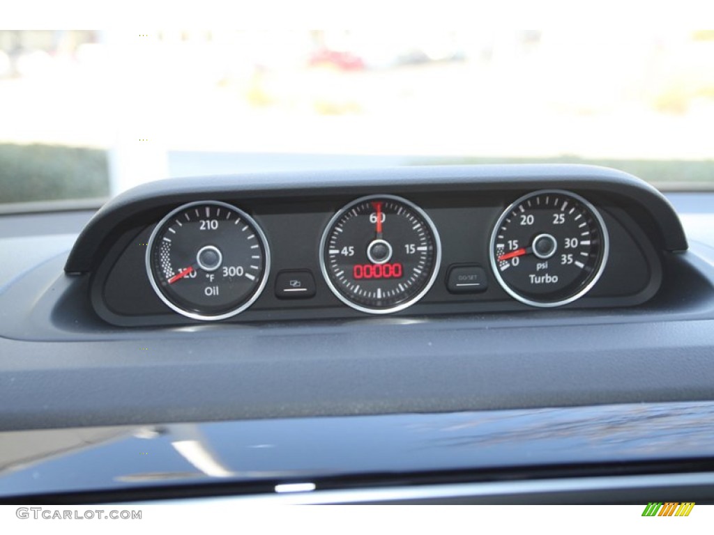 2013 Volkswagen Beetle Turbo Fender Edition Gauges Photo #76094789