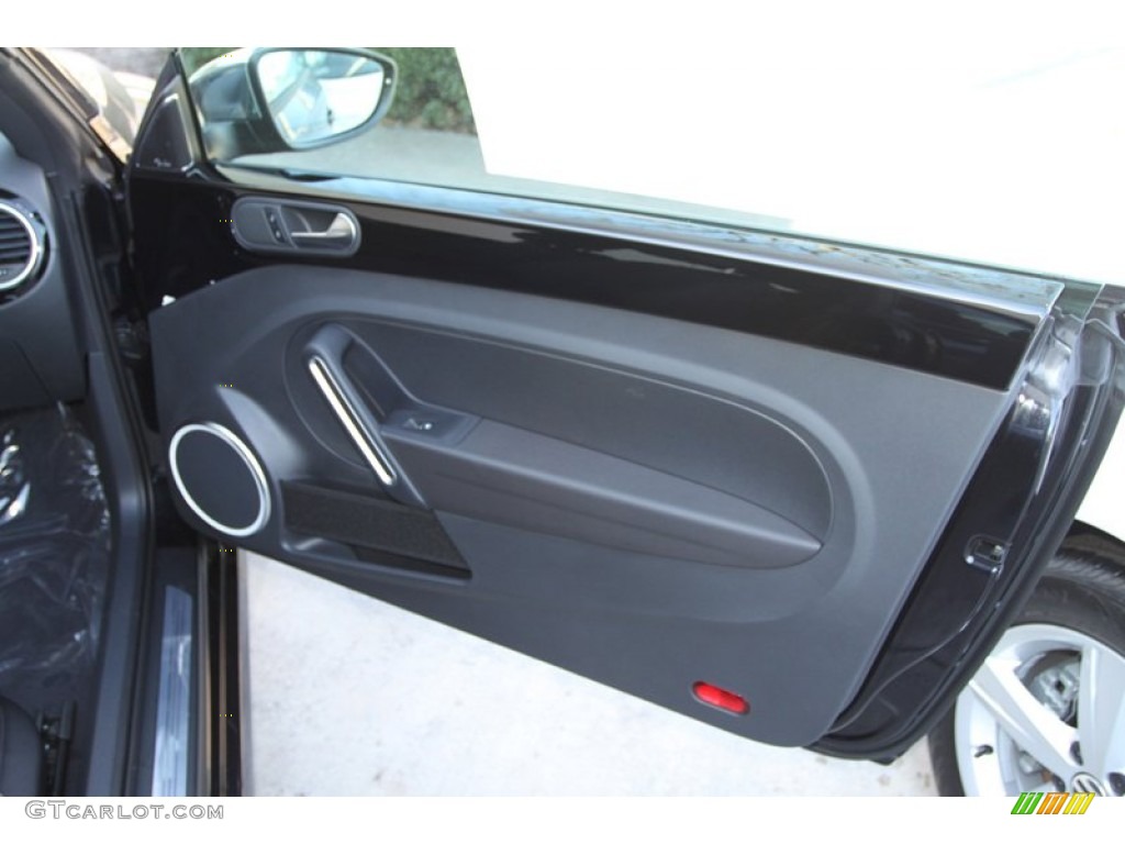 2013 Volkswagen Beetle Turbo Fender Edition Cheyenne Black Fender Edition Door Panel Photo #76094852