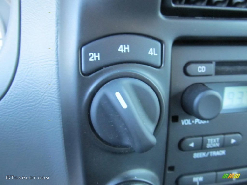 2011 Ford Ranger Sport SuperCab 4x4 Controls Photo #76096706