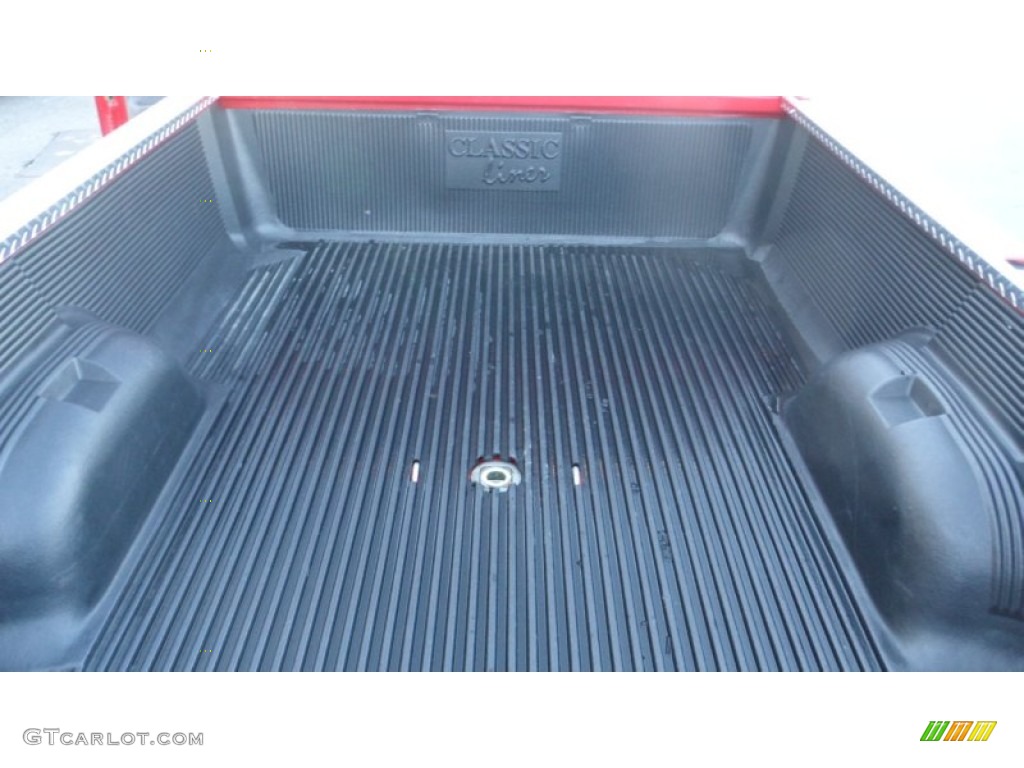 1997 F250 XLT Extended Cab 4x4 - Bright Red / Medium Graphite photo #21