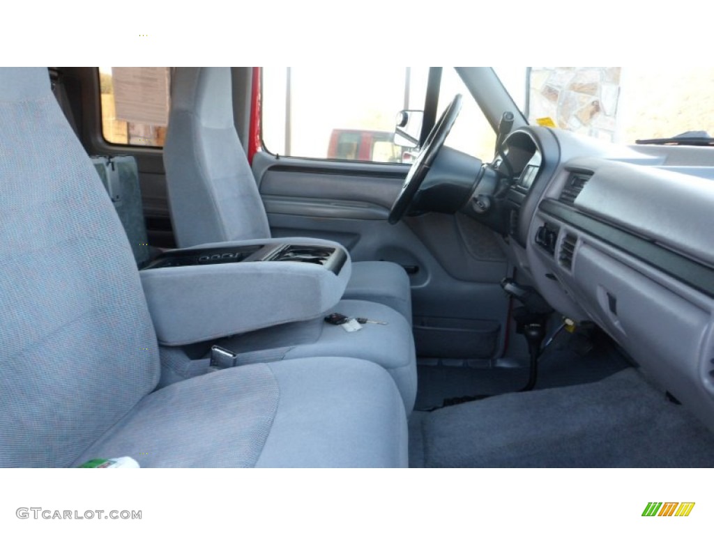 1997 F250 XLT Extended Cab 4x4 - Bright Red / Medium Graphite photo #30