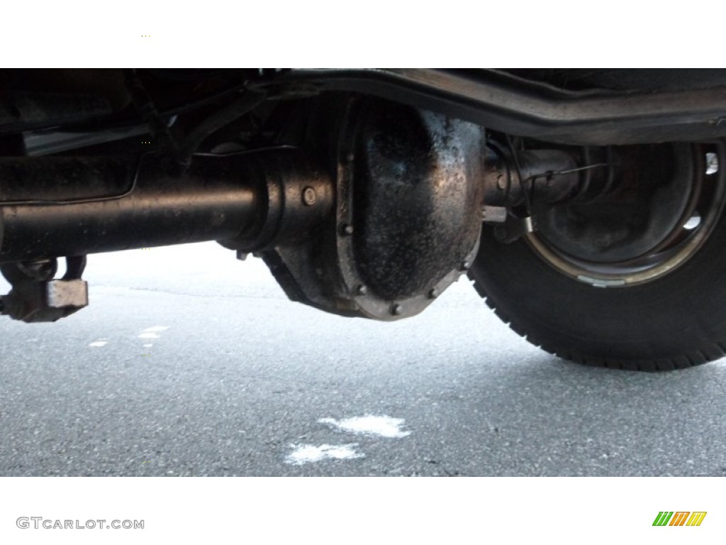 1997 F250 XLT Extended Cab 4x4 - Bright Red / Medium Graphite photo #41