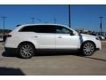 2011 White Platinum Metallic Tri-Coat Lincoln MKT FWD  photo #4