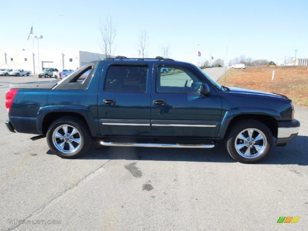 2005 Avalanche LS - Bermuda Blue Metallic / Tan/Neutral photo #6