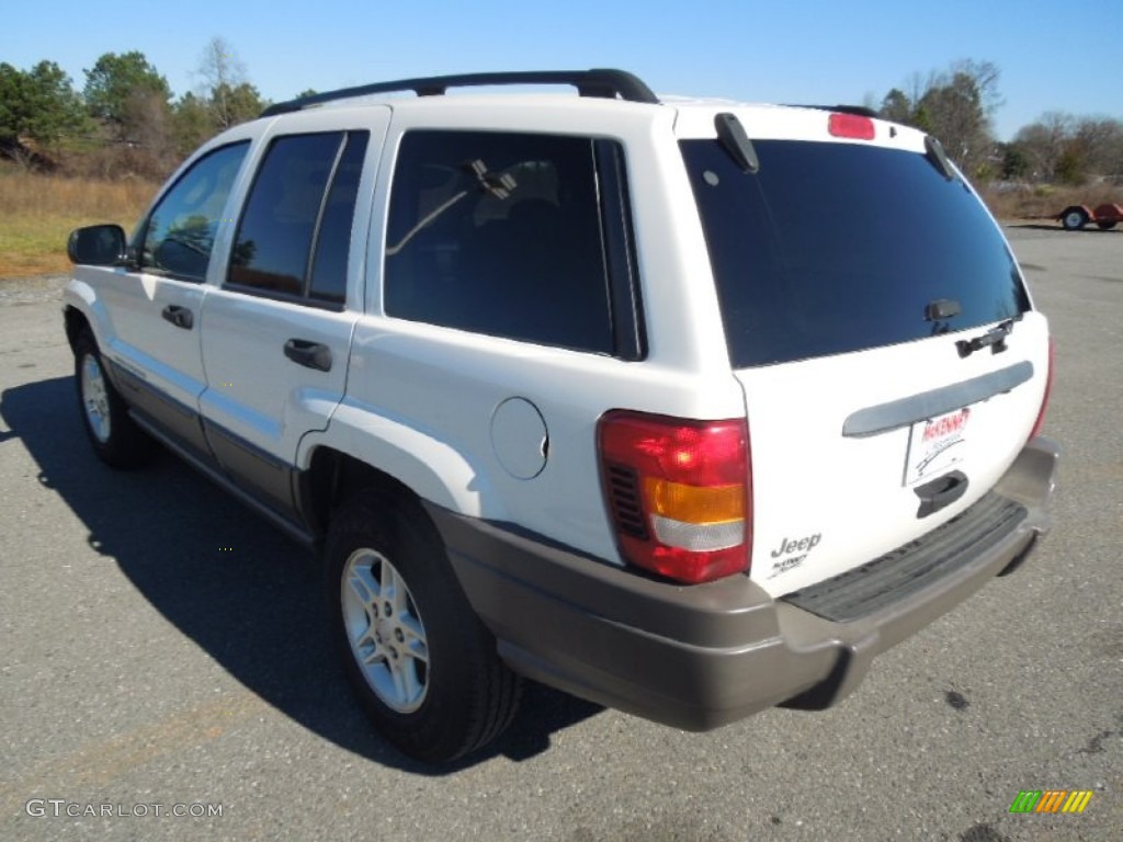 2004 Grand Cherokee Laredo - Stone White / Dark Slate Gray photo #4