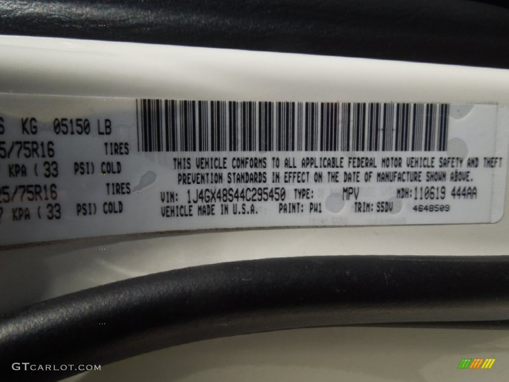 2004 Grand Cherokee Laredo - Stone White / Dark Slate Gray photo #7