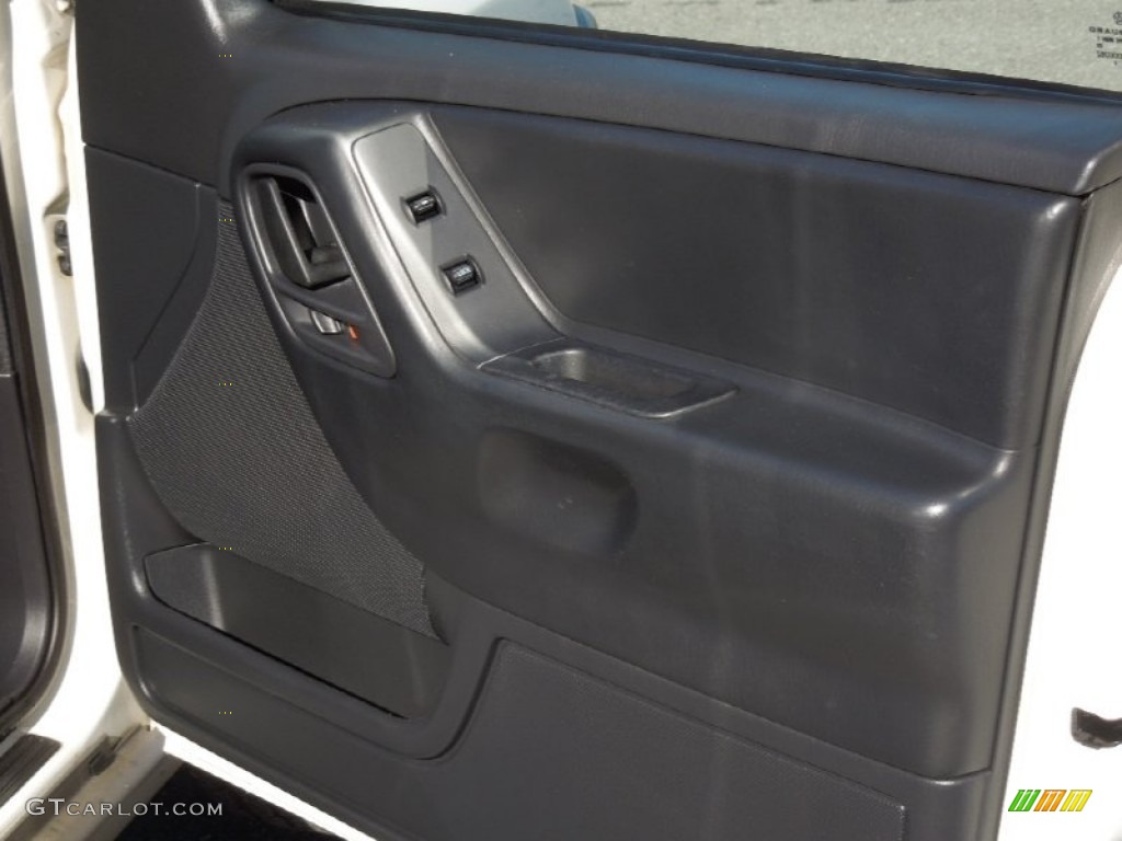 2004 Grand Cherokee Laredo - Stone White / Dark Slate Gray photo #21